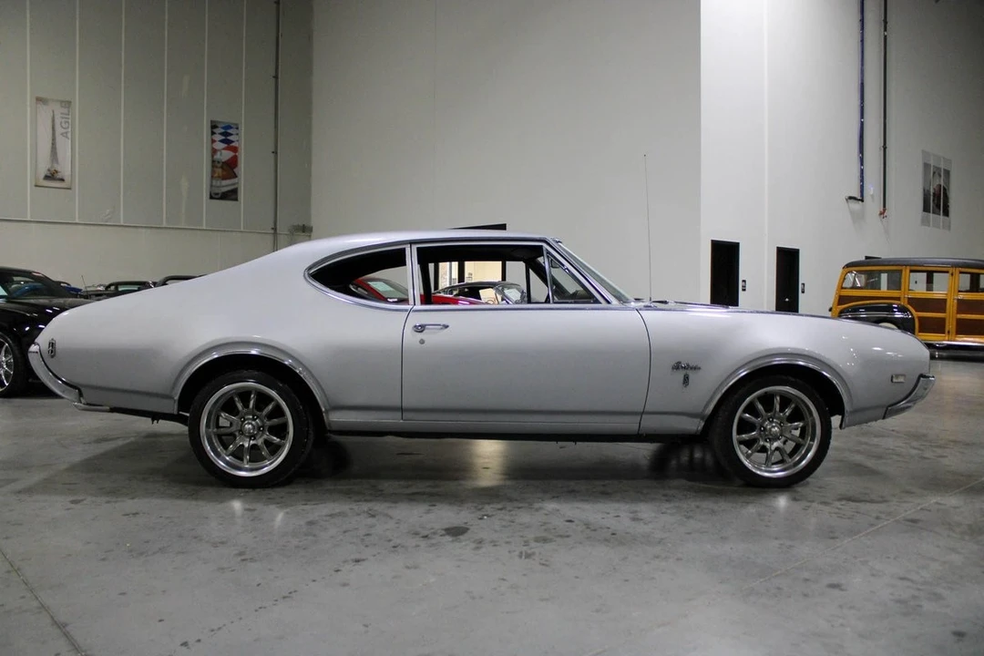 1968 Oldsmobile Cutlass 3rd Gen - Image 8 of 21