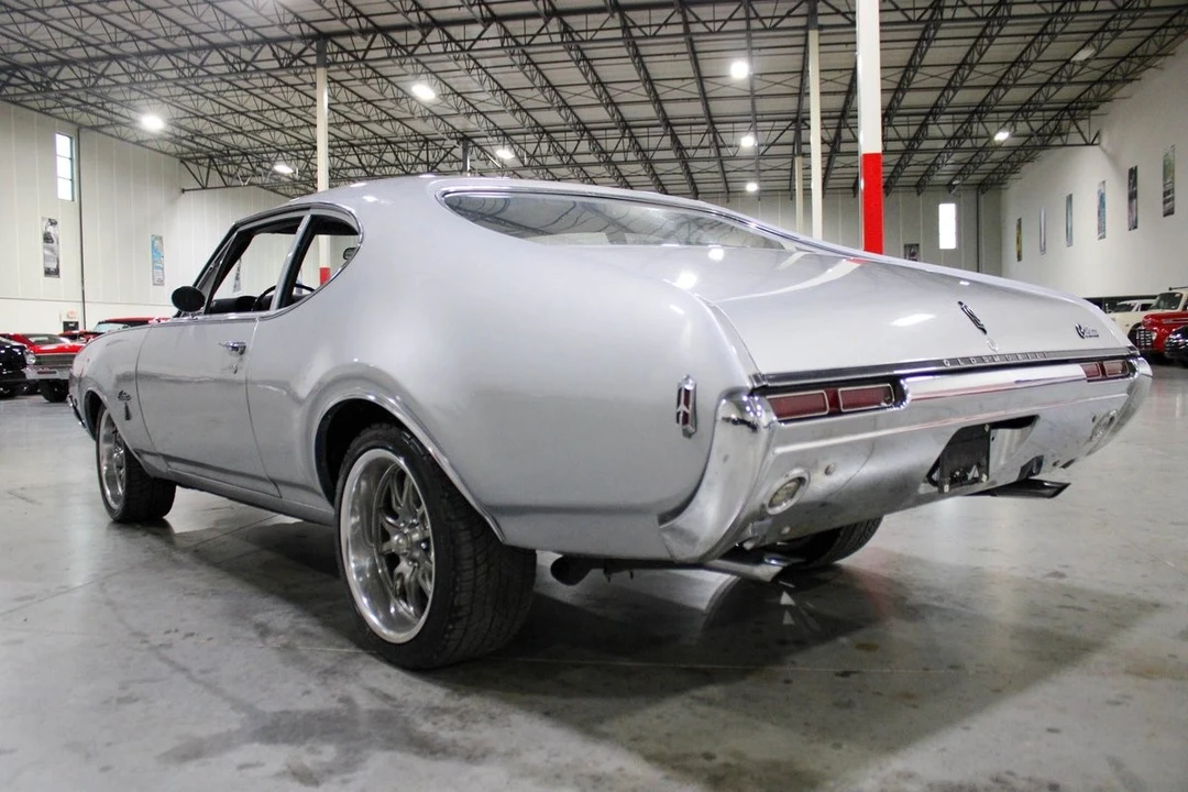 1968 Oldsmobile Cutlass 3rd Gen - Image 5 of 21