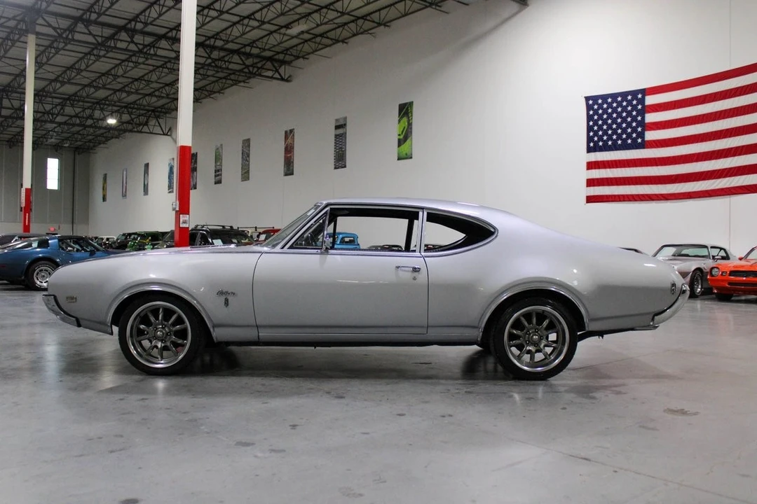 1968 Oldsmobile Cutlass 3rd Gen - Image 4 of 12