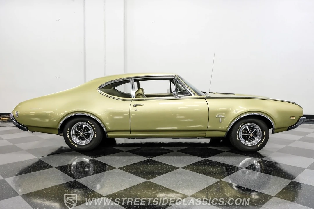 1968 Oldsmobile Cutlass 3rd Gen - Image 12 of 21