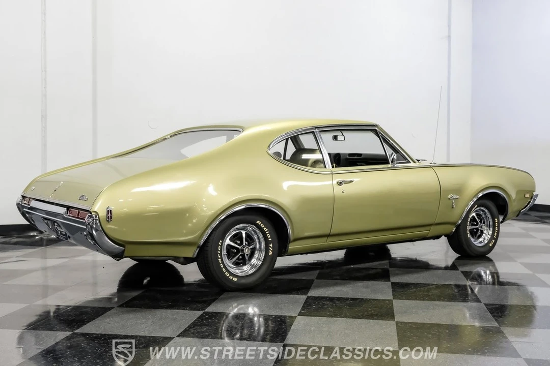 1968 Oldsmobile Cutlass 3rd Gen - Image 11 of 21