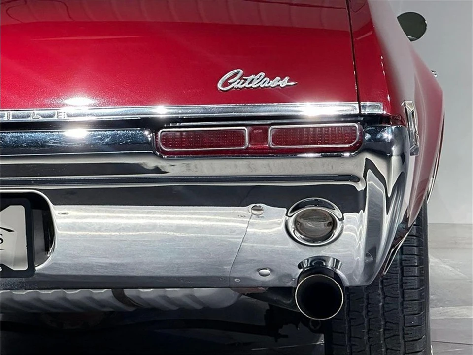 1968 Oldsmobile Cutlass Supreme - Image 10 of 31