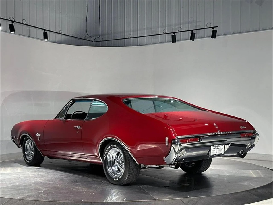 1968 Oldsmobile Cutlass Supreme - Image 11 of 31