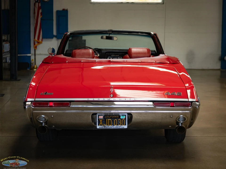 1968 Oldsmobile Cutlass Supreme - Image 18 of 21