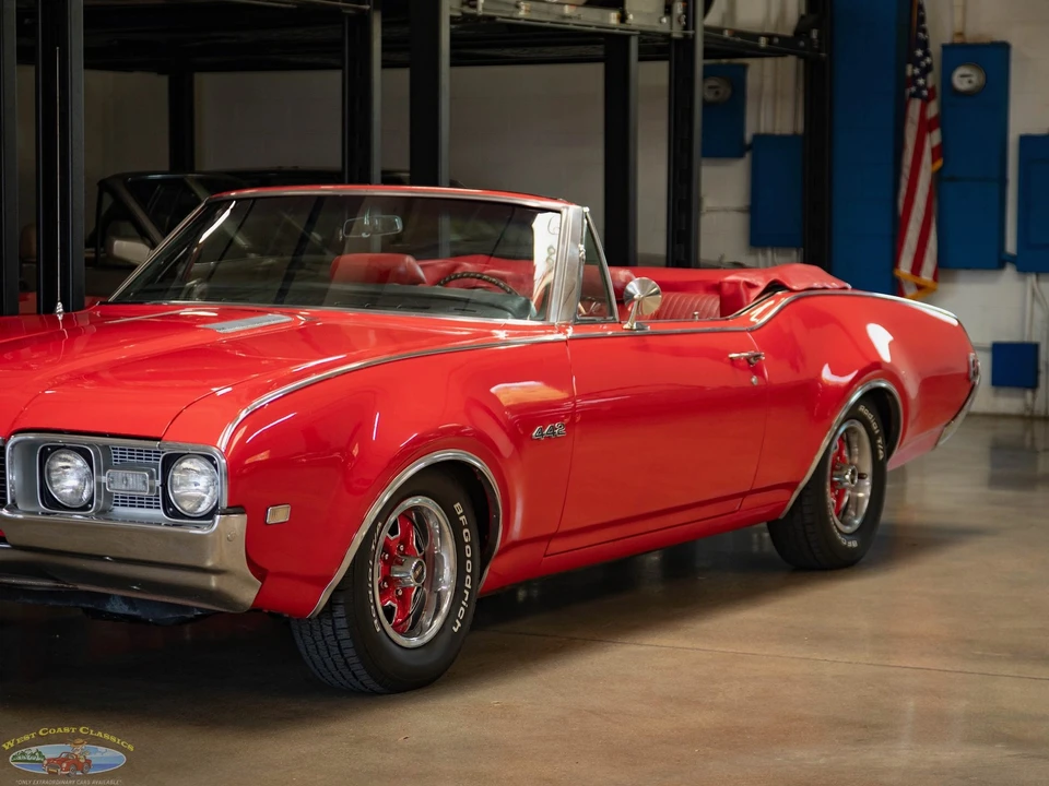 1968 Oldsmobile Cutlass Supreme - Image 10 of 21
