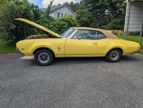 1968 Oldsmobile Cutlass Supreme Convertible