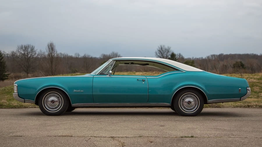 1968 Oldsmobile 88 - Image 2 of 12