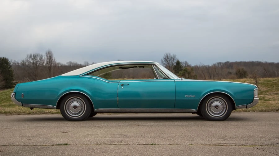 1968 Oldsmobile 88 - Image 8 of 12
