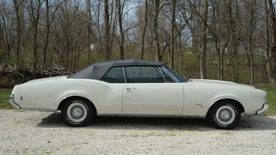 1968 Oldsmobile 88 - Image 2 of 12