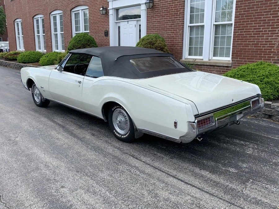 1968 Oldsmobile 88 - Image 10 of 10