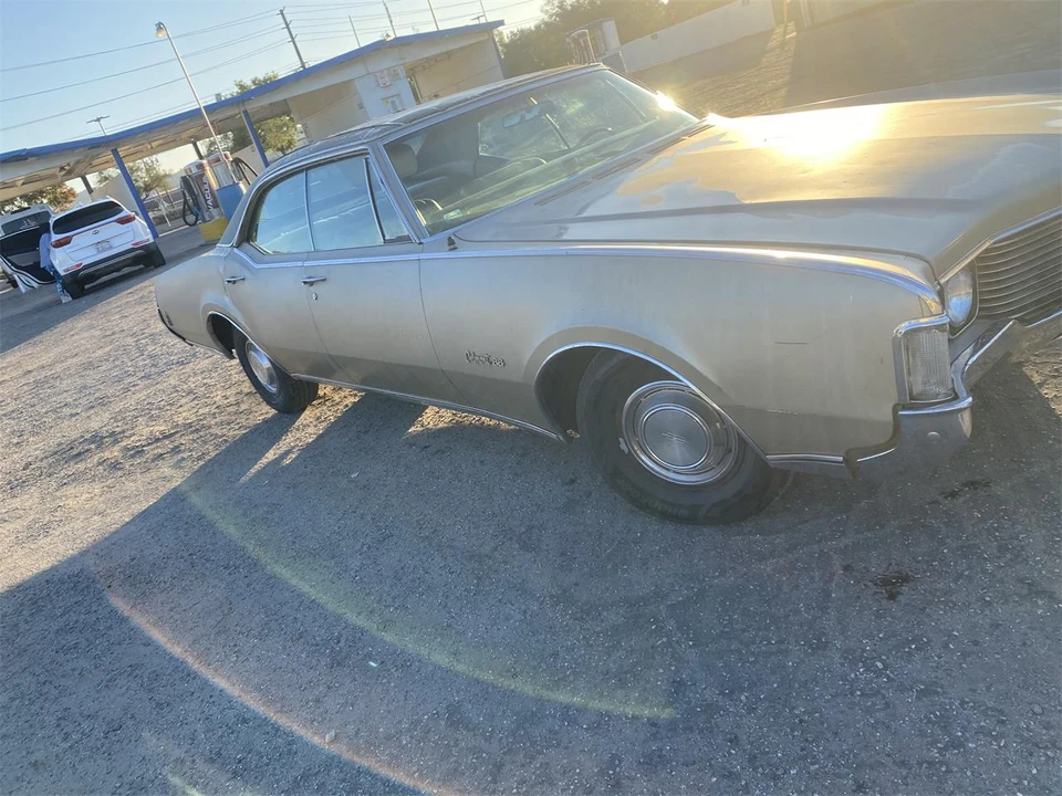 1968 Oldsmobile 88 - Image 6 of 29