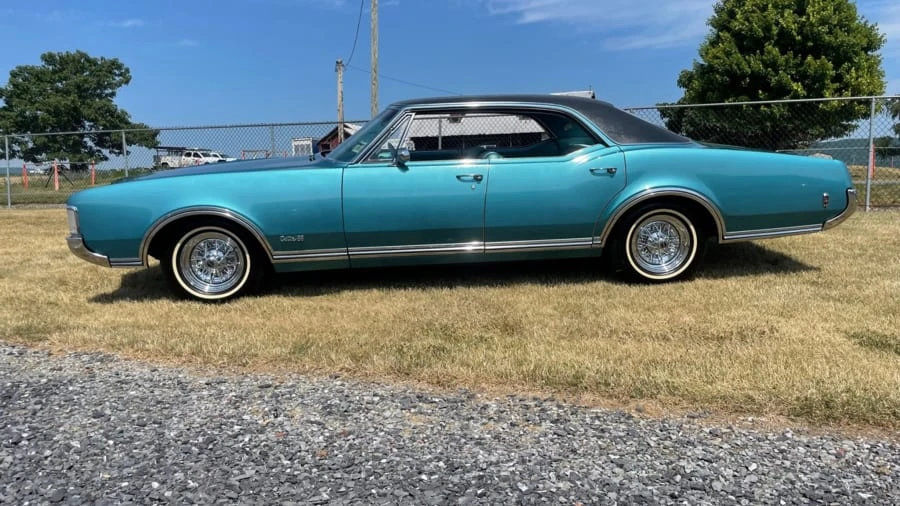 1968 Oldsmobile 88 - Image 2 of 27