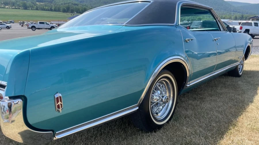 1968 Oldsmobile 88 - Image 16 of 27
