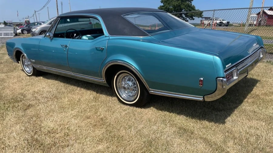1968 Oldsmobile 88 - Image 3 of 27