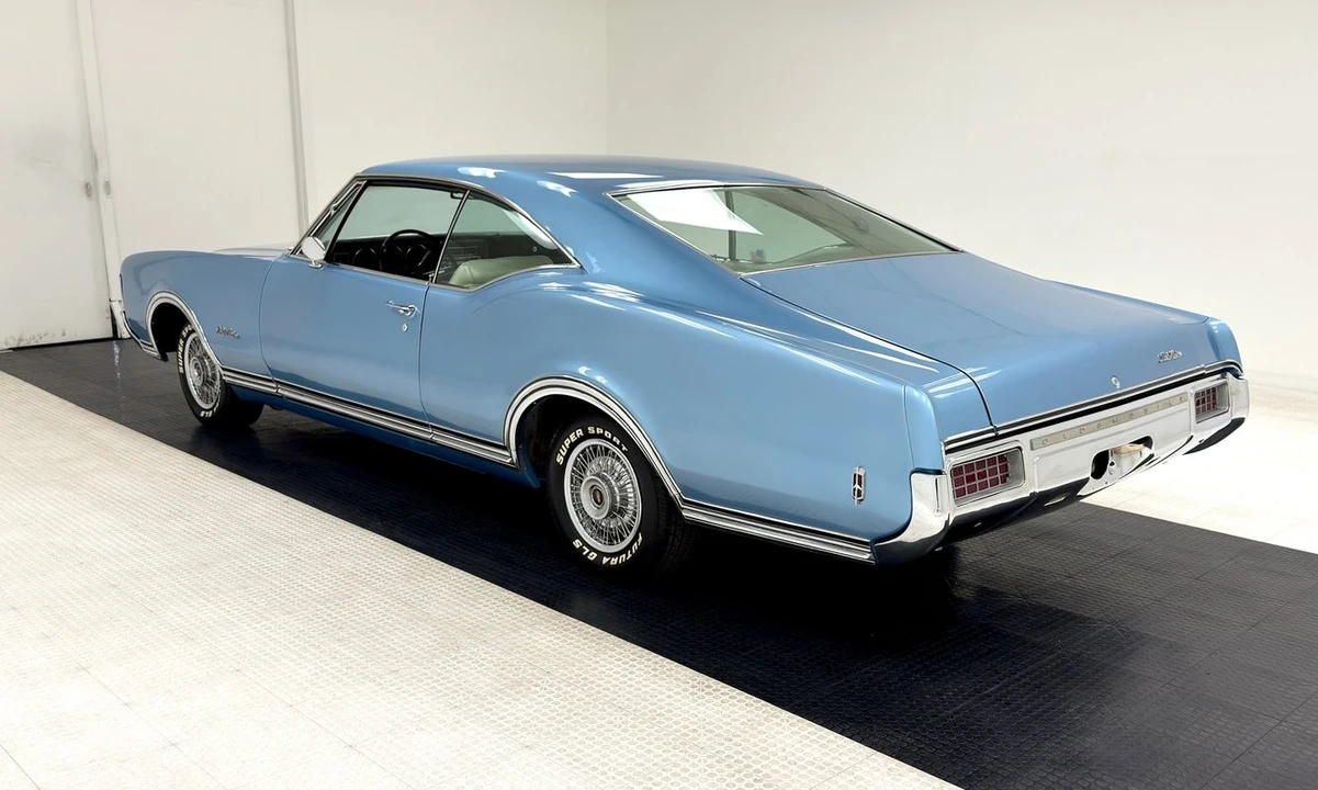 1968 Oldsmobile 88 - Image 3 of 21