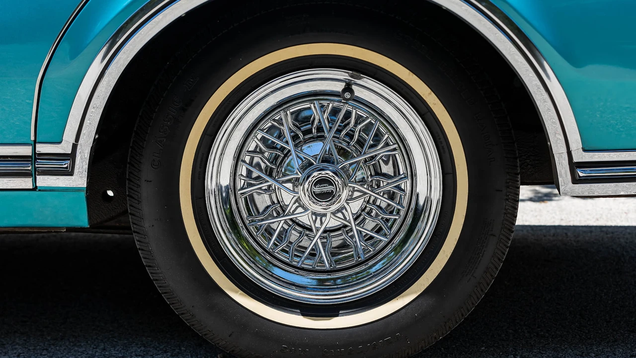 1968 Oldsmobile 88 - Image 20 of 25
