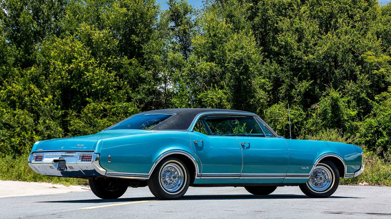 1968 Oldsmobile 88 - Image 24 of 25