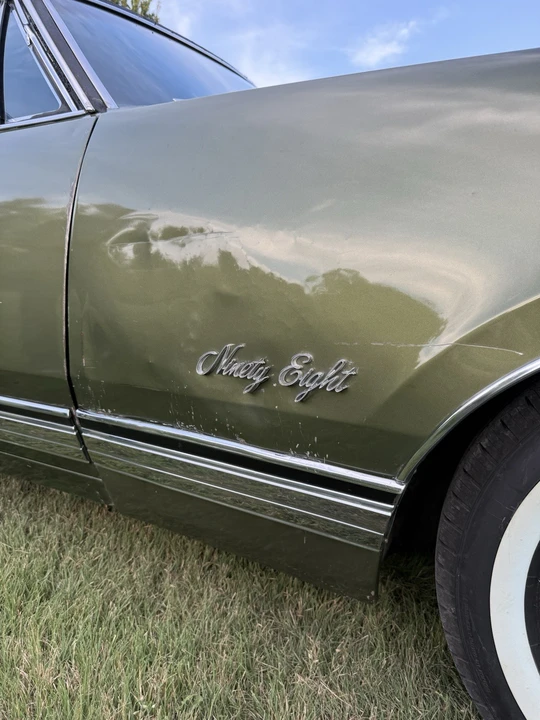 1968 Oldsmobile 98 - Image 11 of 13