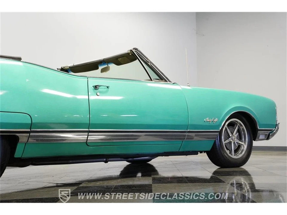 1968 Oldsmobile 98 - Image 27 of 31