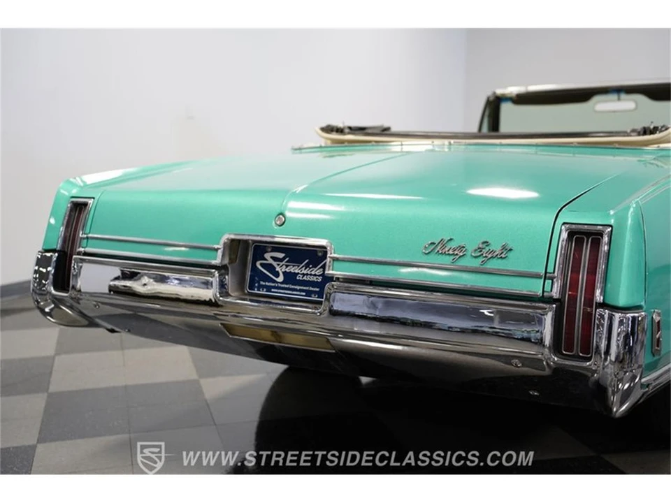 1968 Oldsmobile 98 - Image 25 of 31