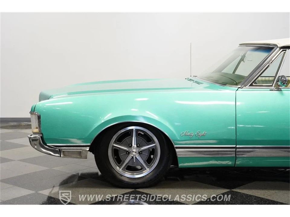 1968 Oldsmobile 98 - Image 22 of 31