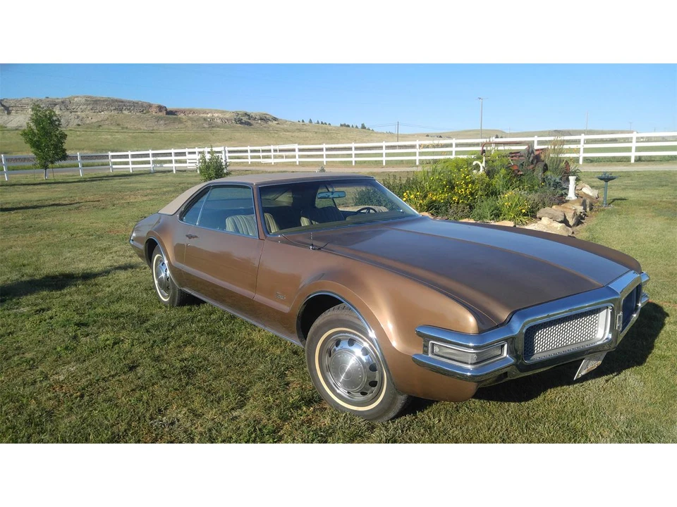 1968 Oldsmobile Toronado - Image 3 of 11