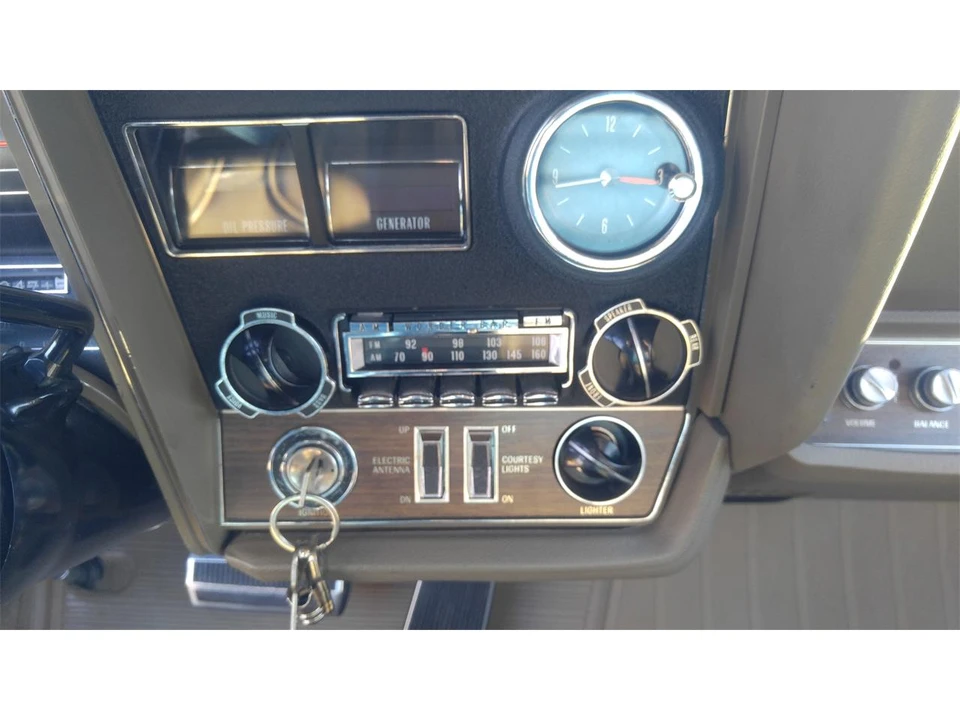1968 Oldsmobile Toronado - Image 8 of 11