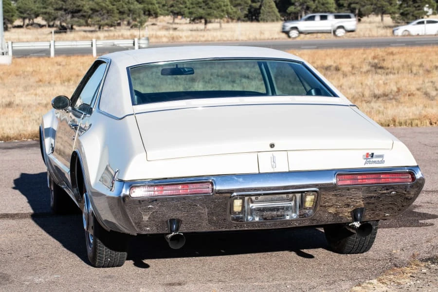 1968 Oldsmobile Toronado - Image 25 of 31
