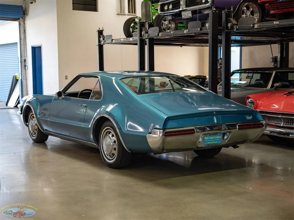 1968 Oldsmobile Toronado - Image 21 of 31