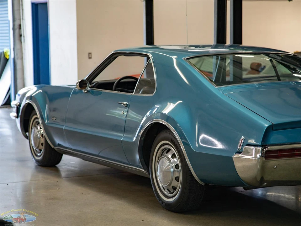 1968 Oldsmobile Toronado - Image 22 of 31