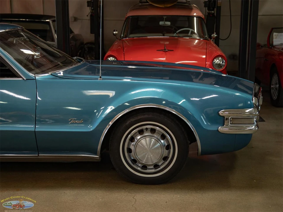 1968 Oldsmobile Toronado - Image 4 of 31