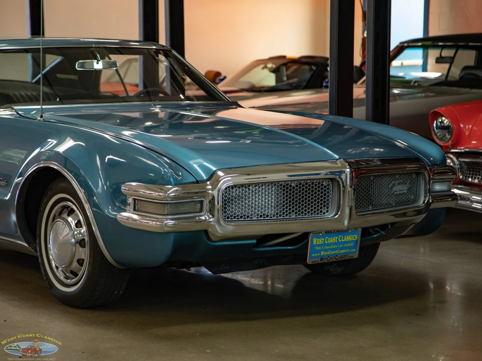 1968 Oldsmobile Toronado - Image 13 of 31
