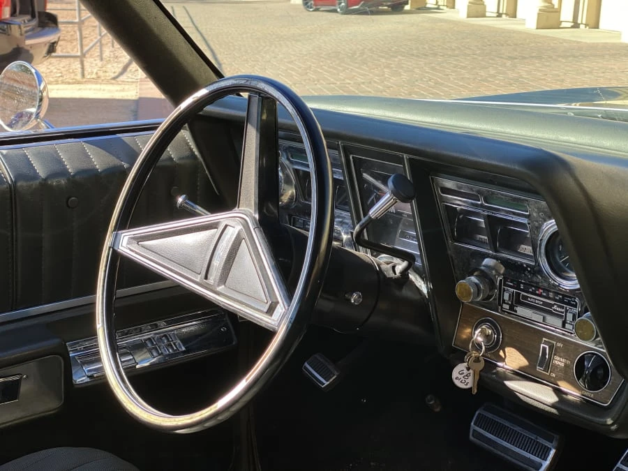1968 Oldsmobile Toronado - Image 4 of 12