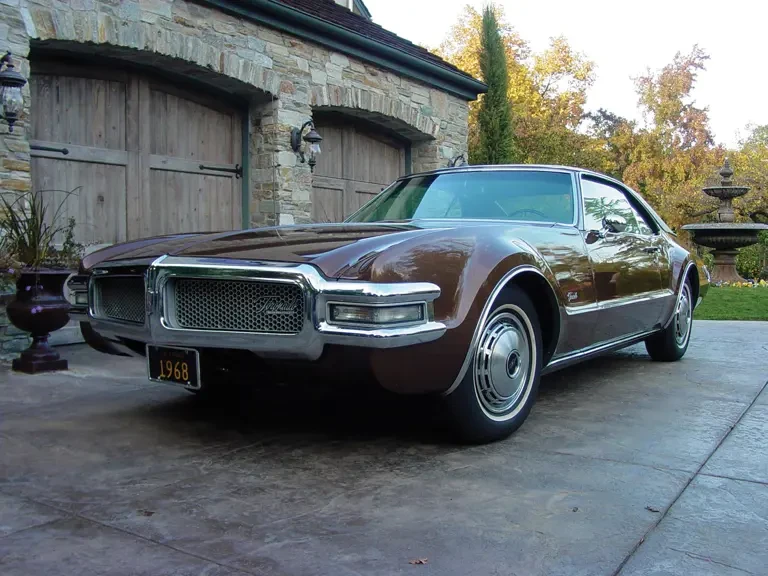 1968 Oldsmobile Toronado - Image 2 of 19