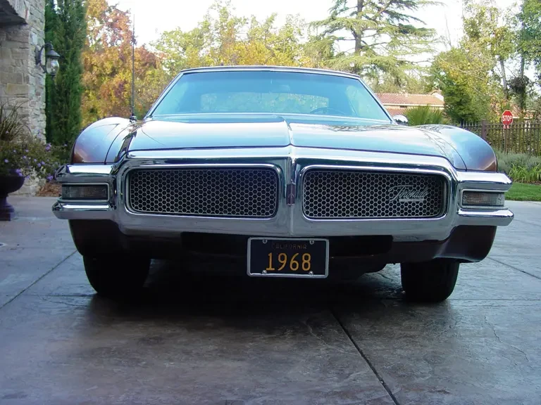 1968 Oldsmobile Toronado - Image 8 of 19