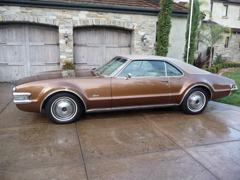 1968 Oldsmobile Toronado - Image 19 of 19