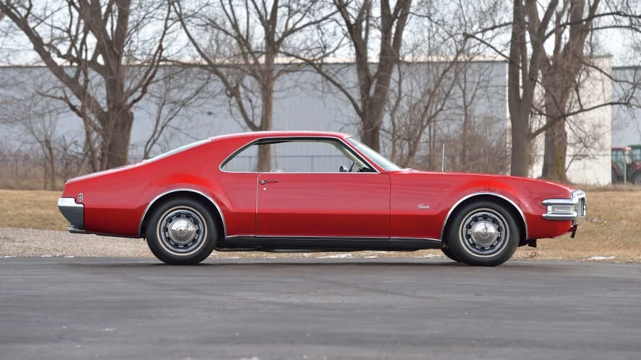 1968 Oldsmobile Toronado - Image 2 of 20