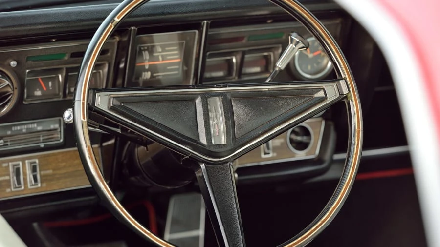 1968 Oldsmobile Toronado - Image 18 of 20