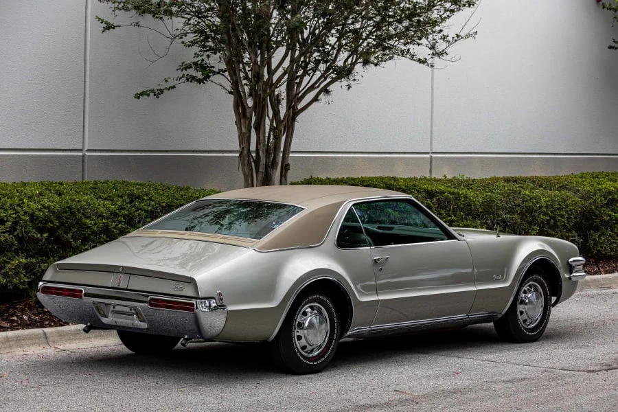 1968 Oldsmobile Toronado - Image 20 of 31