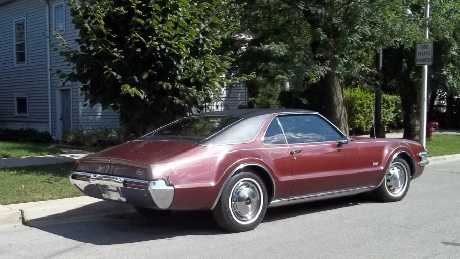 1968 Oldsmobile Toronado - Image 3 of 10