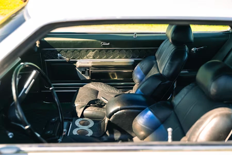 1968 Oldsmobile Toronado - Image 13 of 20