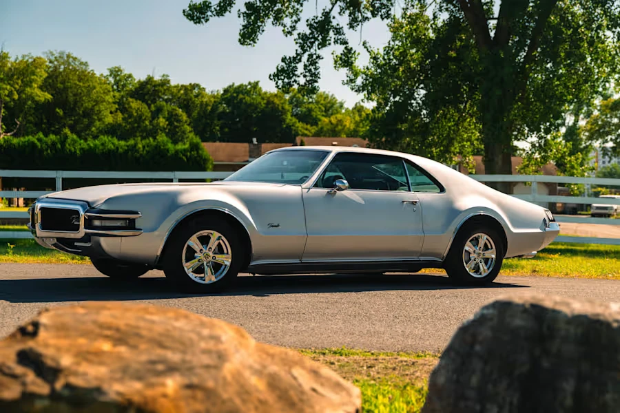 1968 Oldsmobile Toronado - Image 8 of 20