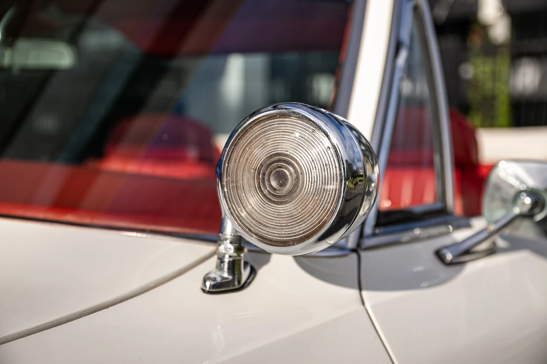 1968 Pontiac Parisienne - Image 30 of 31
