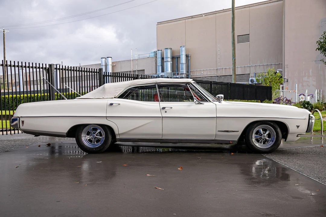 1968 Pontiac Parisienne - Image 13 of 31