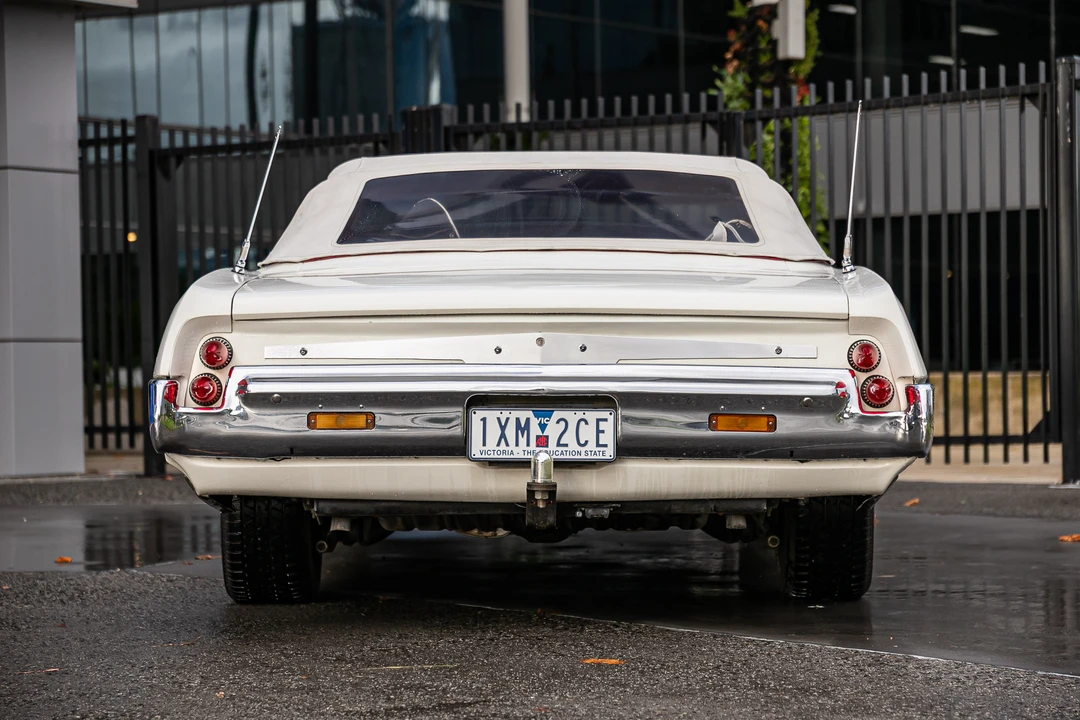1968 Pontiac Parisienne - Image 14 of 31