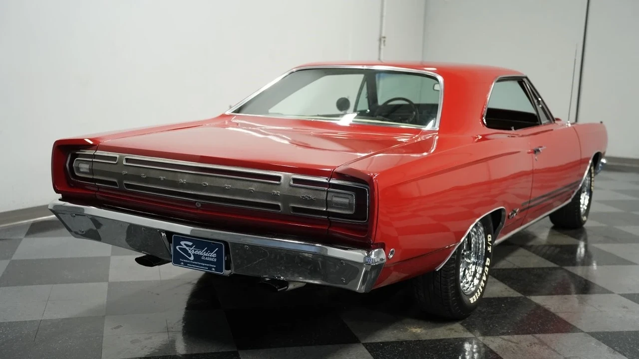 1968 Plymouth GTX - Image 11 of 12