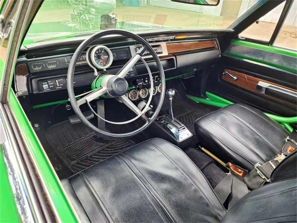 1968 Plymouth GTX - Image 11 of 12