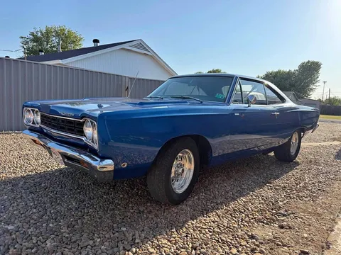 1968 Plymouth Road Runner 440 Six Pack