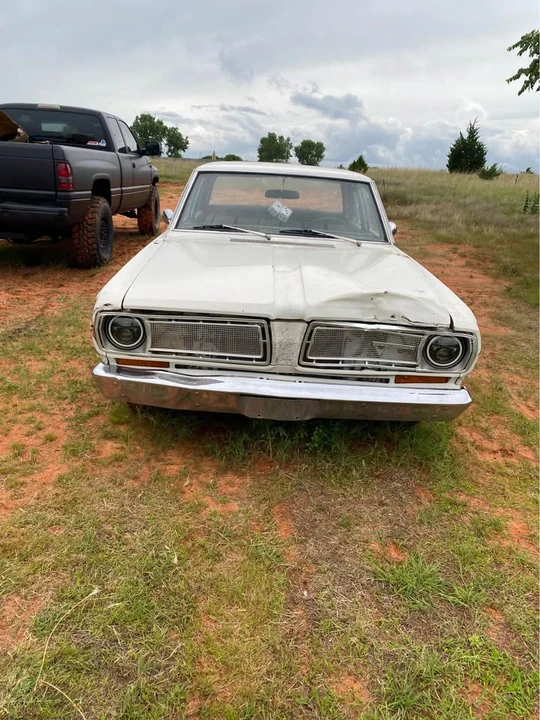 1968 Plymouth Valiant - Image 2 of 10