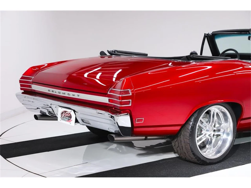 1968 Pontiac - Image 21 of 31